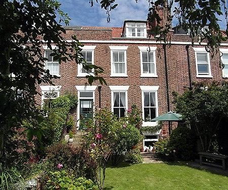Saint Hilda'S House Bed and Breakfast Whitby Eksteriør billede